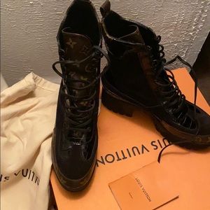 Louis vuitton womens boot